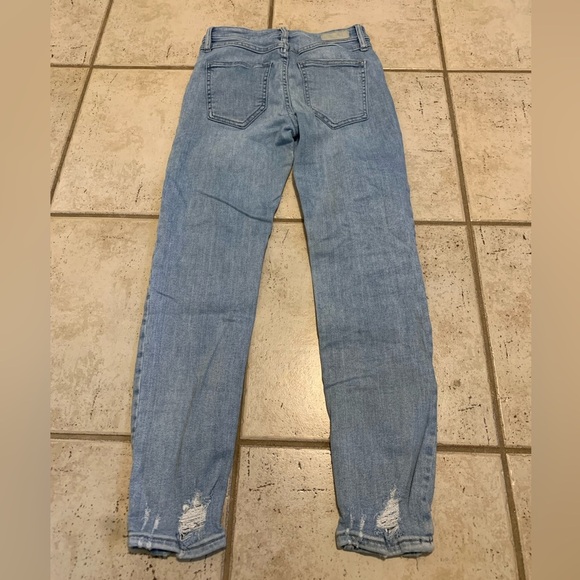 Bootlegger Girlfriend Crop Distressed Jeans, 27W 26L - Picture 5 of 6